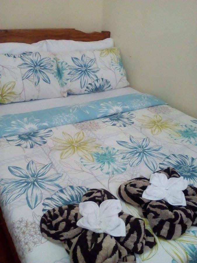 Florabells Iraya Guest House - Batanes Basco Eksteriør bilde