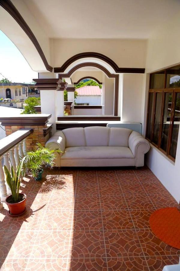 Florabells Iraya Guest House - Batanes Basco Eksteriør bilde